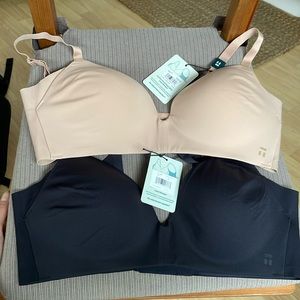 (2) Tommy John 36B Comfort Smoothing Wireless Bras NEW